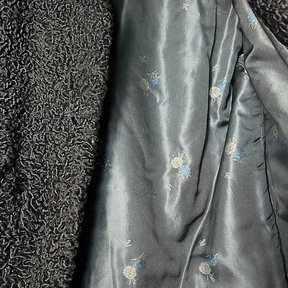 Meyer Epstein Furs London Ontario Unique Black Lambswool Coat With Mink Fur Trim - Picture 12 of 14